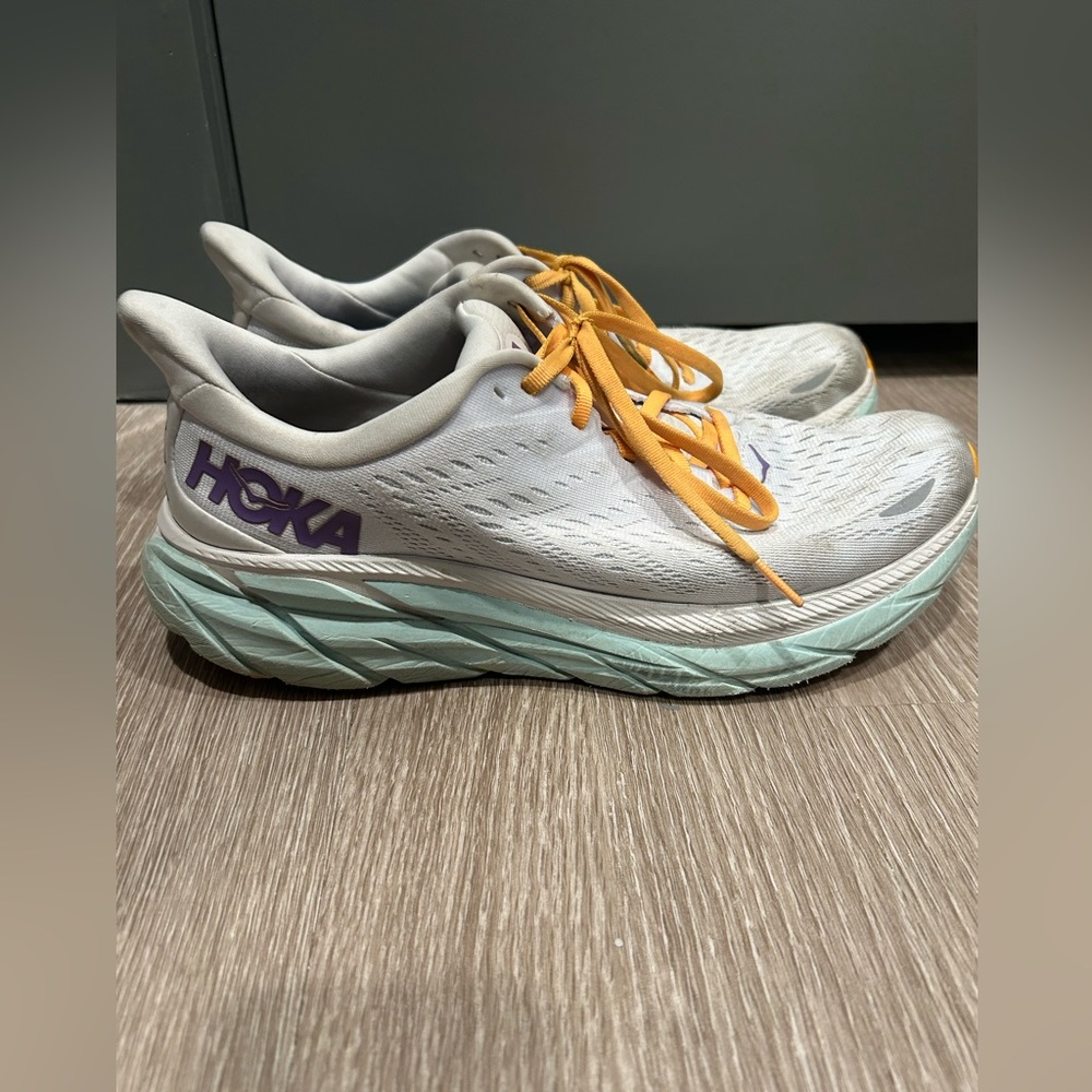 Women’s HOKA CLIFTON 8
